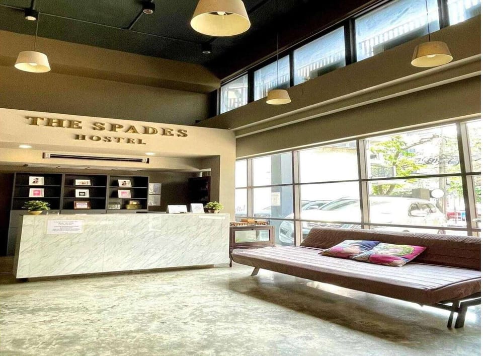 Entrance / Reception