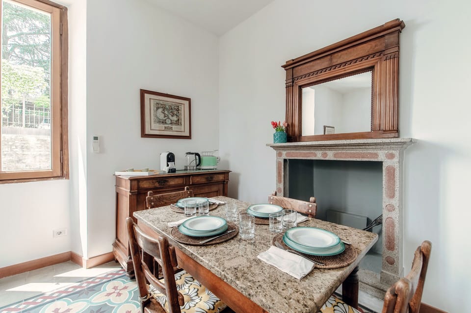 Apartment, Lake View | Dining room