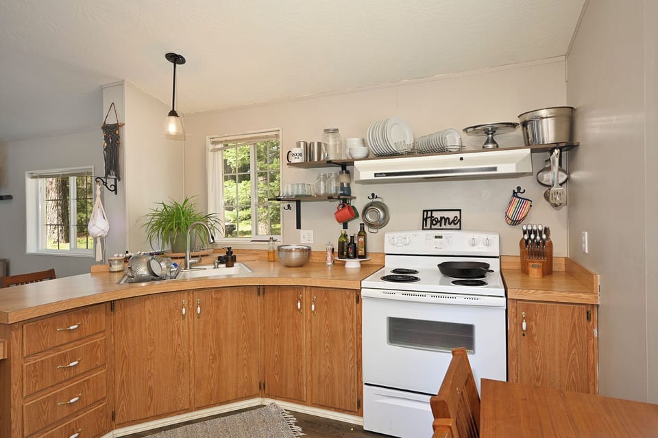 Full Kitchen