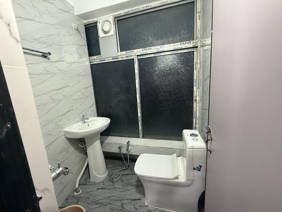 Classic Room | Bathroom