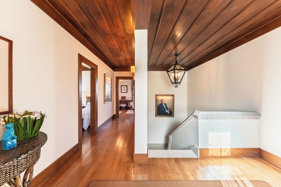 Apartment, 4 Bedrooms | Iron/ironing board, WiFi (free), bed sheets