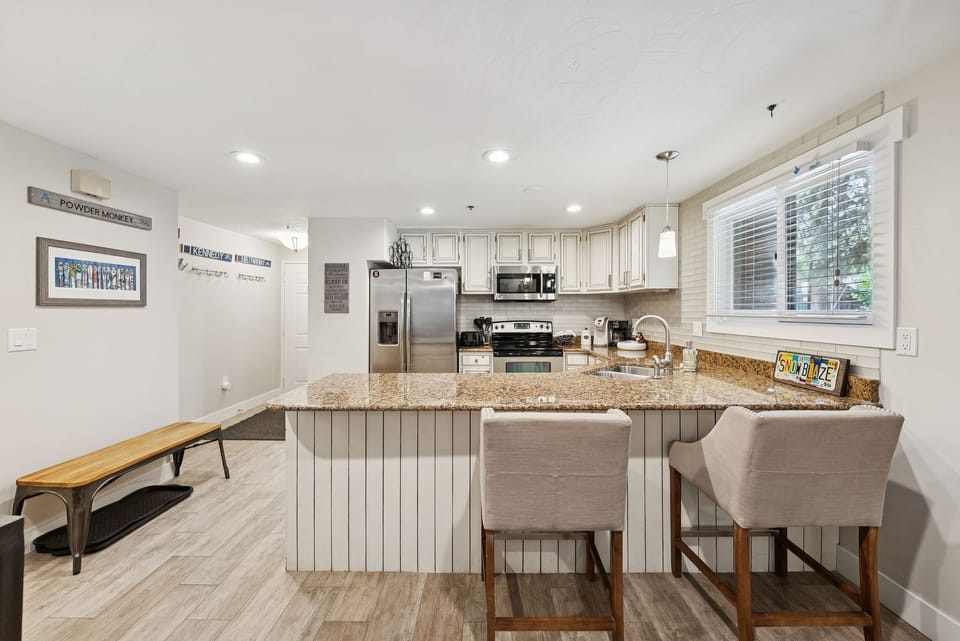Cook, dine, and relax in this fully equipped kitchen space.