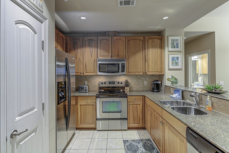 Fully equipped kitchen