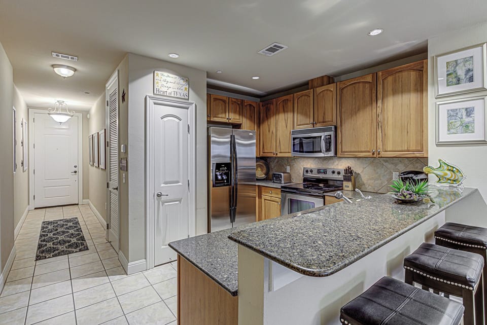 Fully equipped kitchen