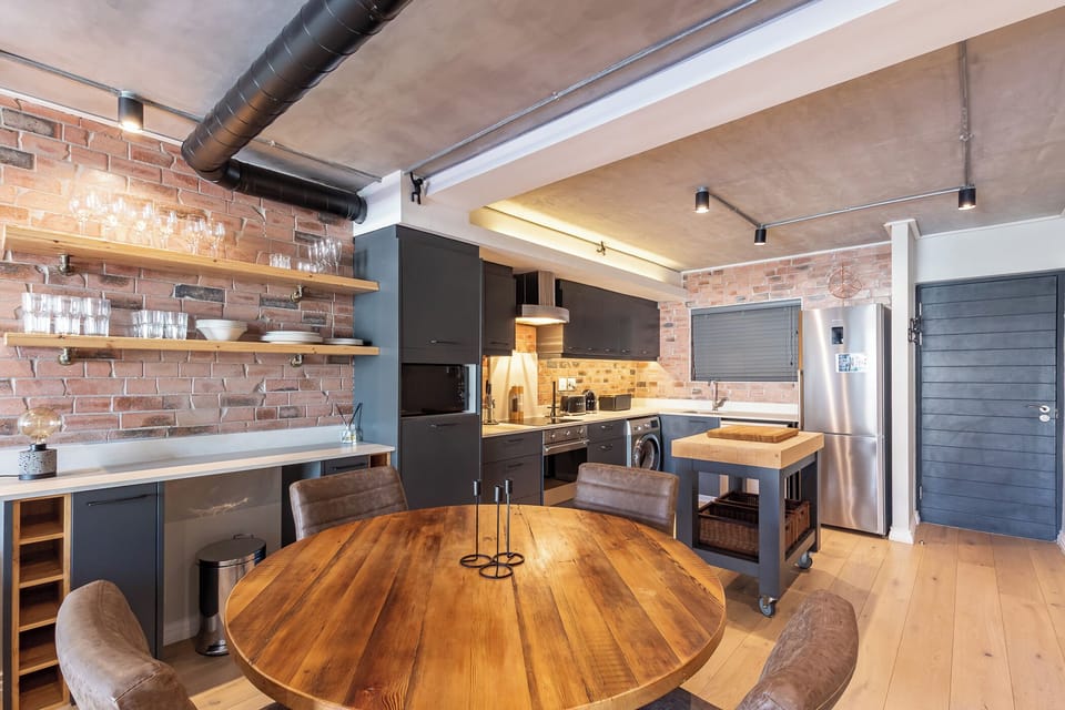 Superior Apartment, Balcony, City View | Private kitchen
