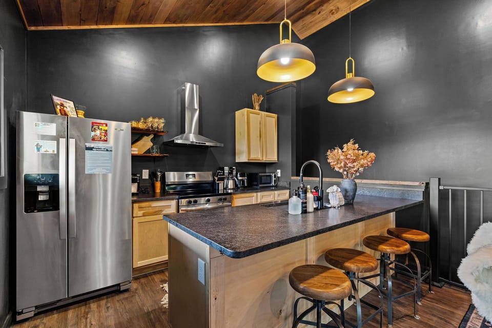 Kitchen with bar seating