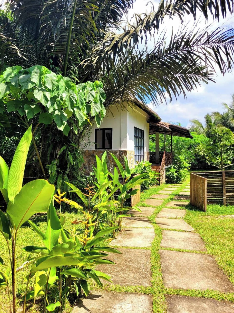 House, 1 Bedroom, Smoking, Private Pool | Property grounds
