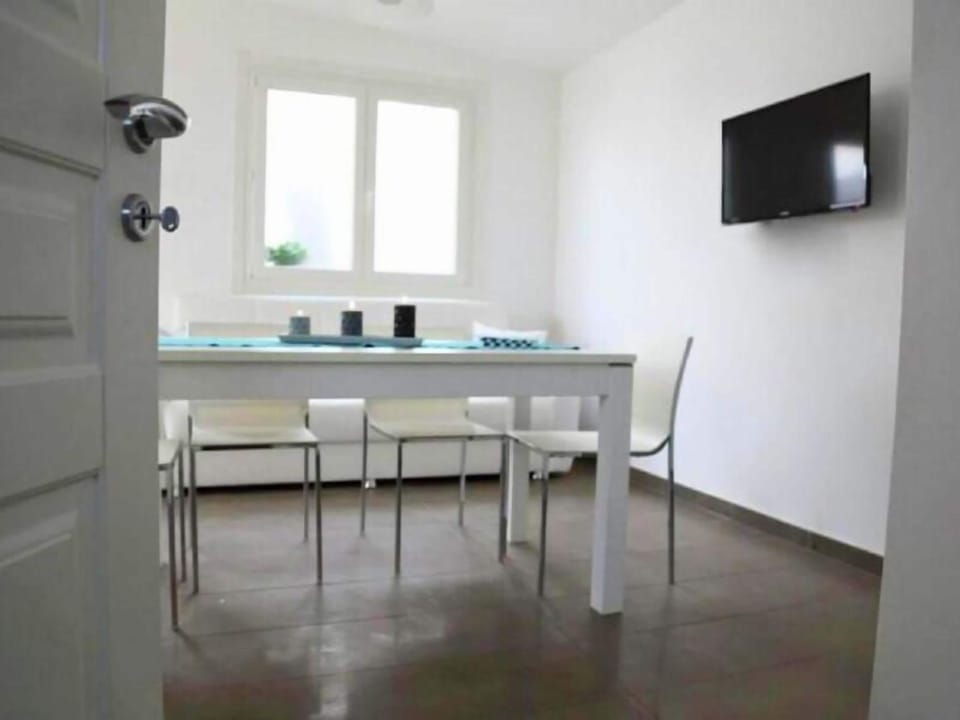 Standard Apartment | Living area