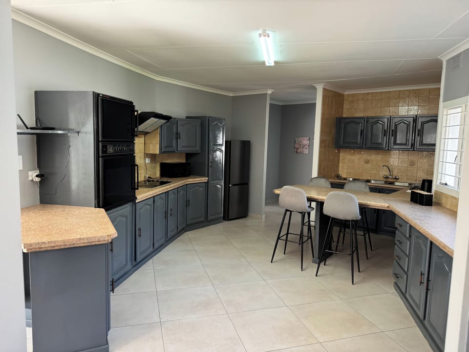 Family Cottage, River View | Private kitchen | Microwave, oven, stovetop, electric kettle