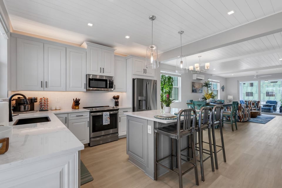Kitchen - Large and open space!