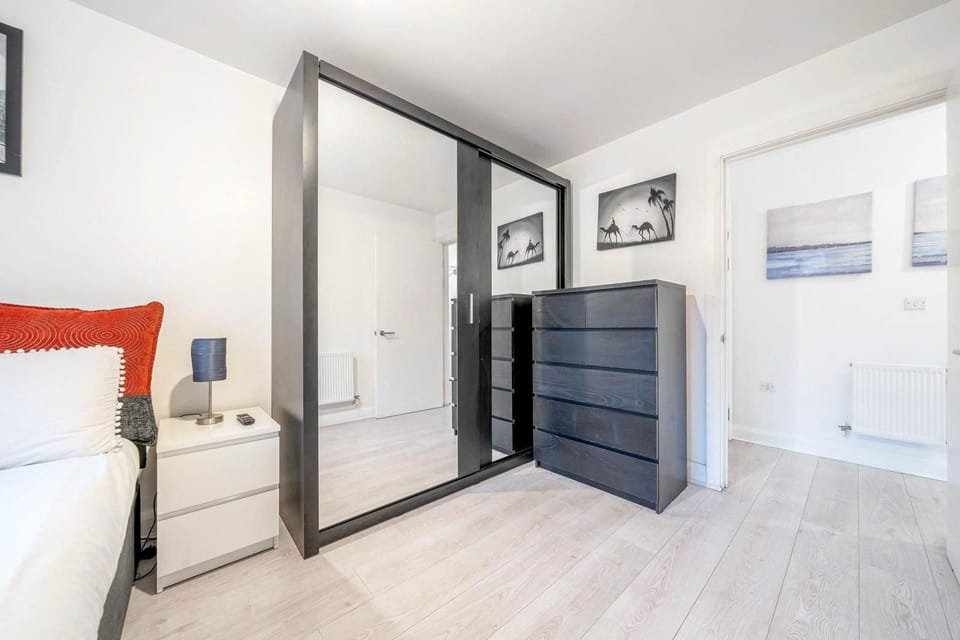 1 bedroom, iron/ironing board, WiFi (free), bed sheets