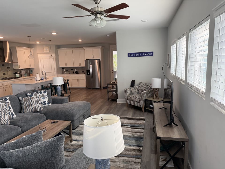Furniture, Indoors, Living Room, Home Decor, Couch