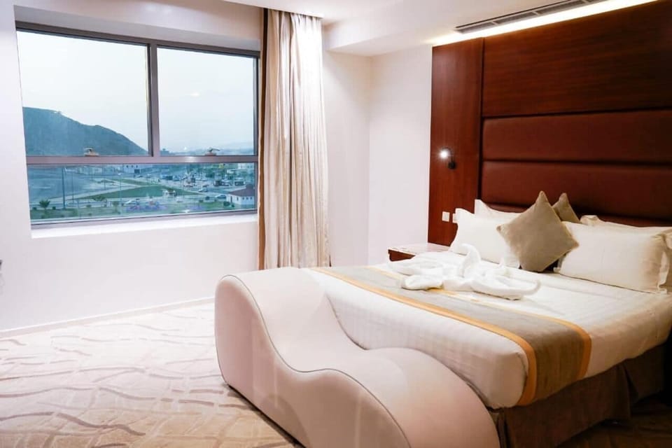 In-room safe, blackout drapes, iron/ironing board, free WiFi