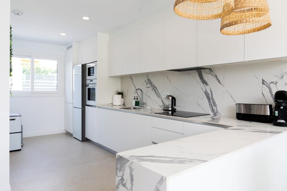 Premium Townhome, 3 Bedrooms, Private Pool, Sea View | Private kitchen | Full-size fridge, microwave, oven, stovetop