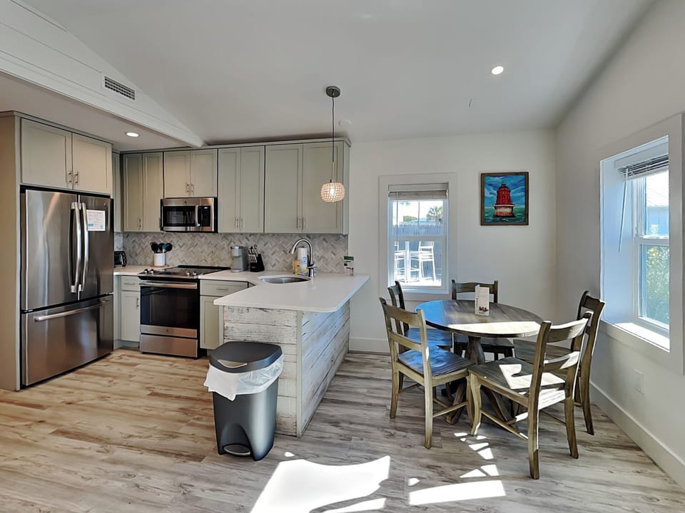 Studio (3 Bedrooms) | Property amenity