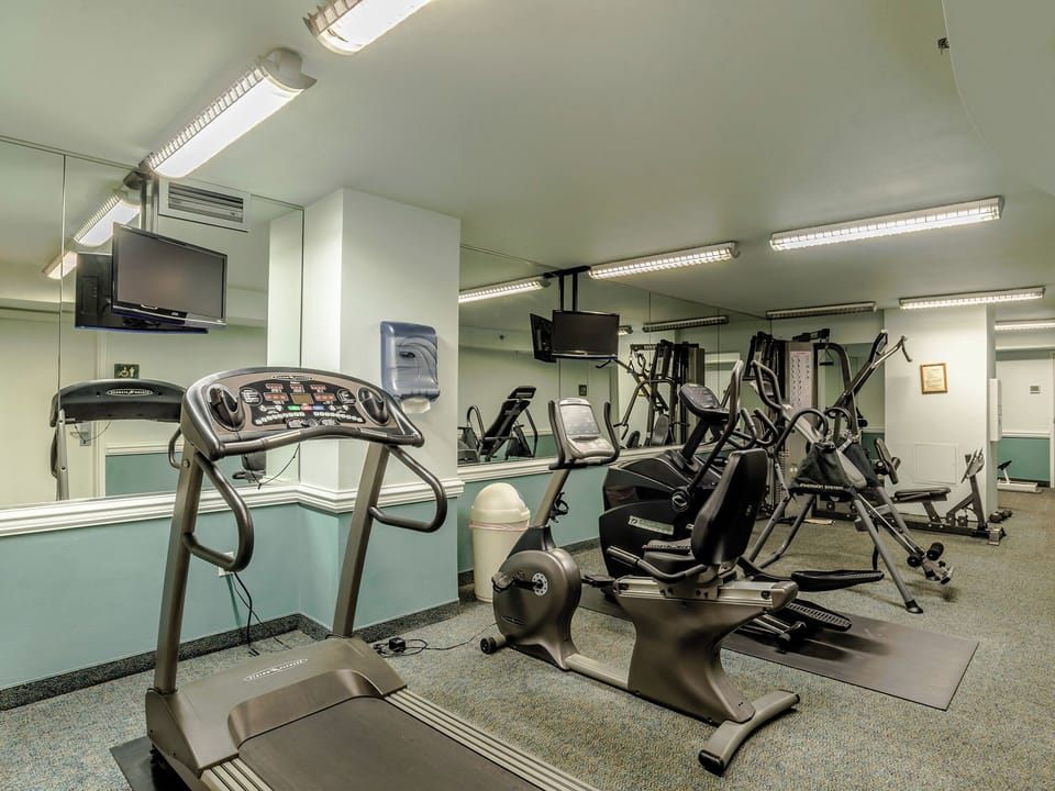 Sabine Yacht & Racquet #8D by Southern Vacation Rentals Apartment in Pensacola Beach