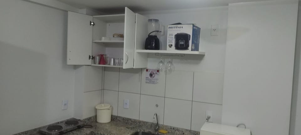 Apartment | Private kitchen | Microwave, cookware/dishes/utensils