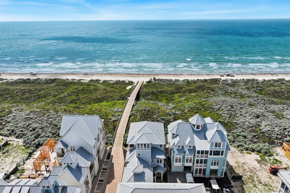 Sage and Sea 112 CRE Cottage in Port Aransas