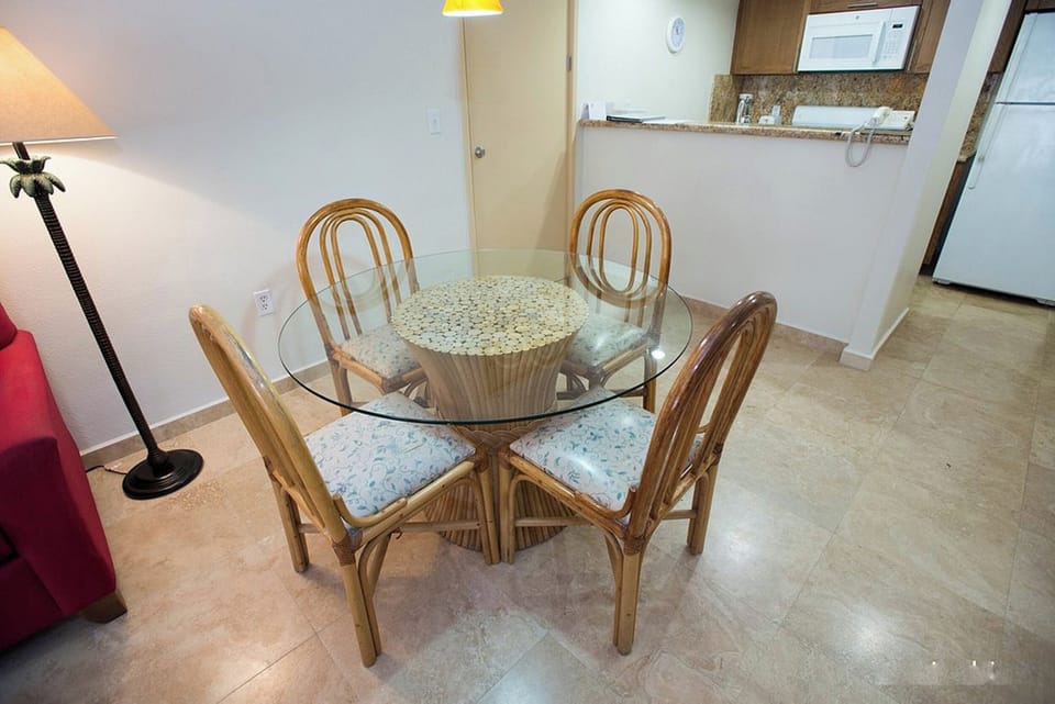 Dining Table and chairs