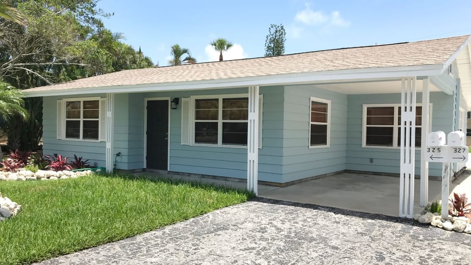 325-exterior-carport