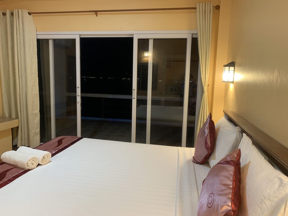 Deluxe Double Room | Free WiFi