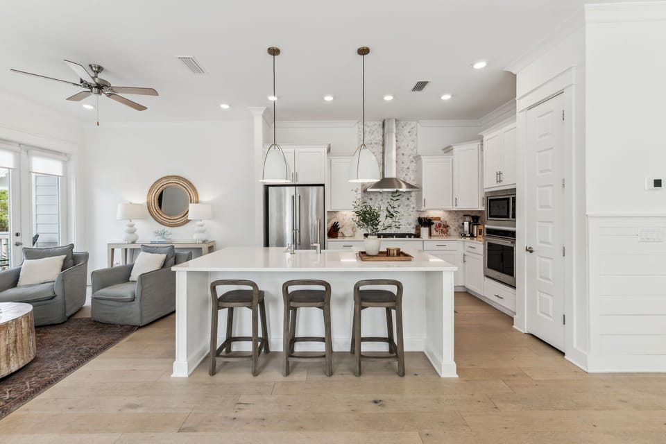 Seating for 3 at the kitchen island