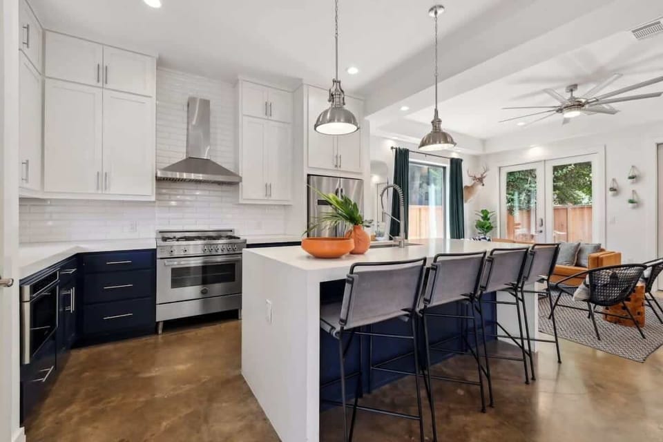 Open Concept Chef's  Kitchen | First Floor | Fully Equipped | Gas Range | Bar Seating
