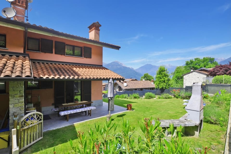 Family House, 2 Bedrooms, 2 Bathrooms, Mountainside (Casa Lina) | Outdoor dining