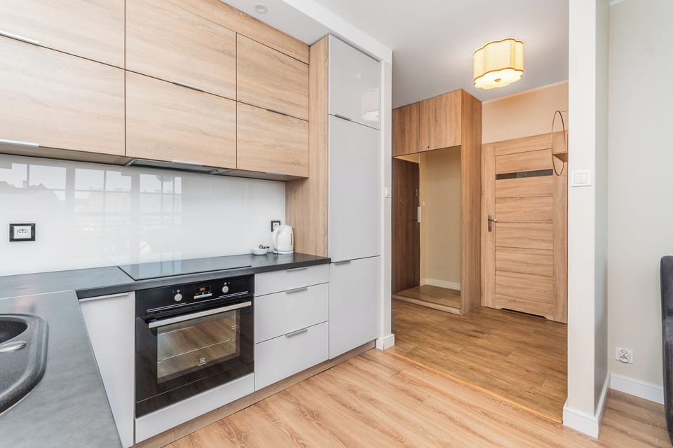 Comfort Apartment, Balcony | Private kitchen | Electric kettle