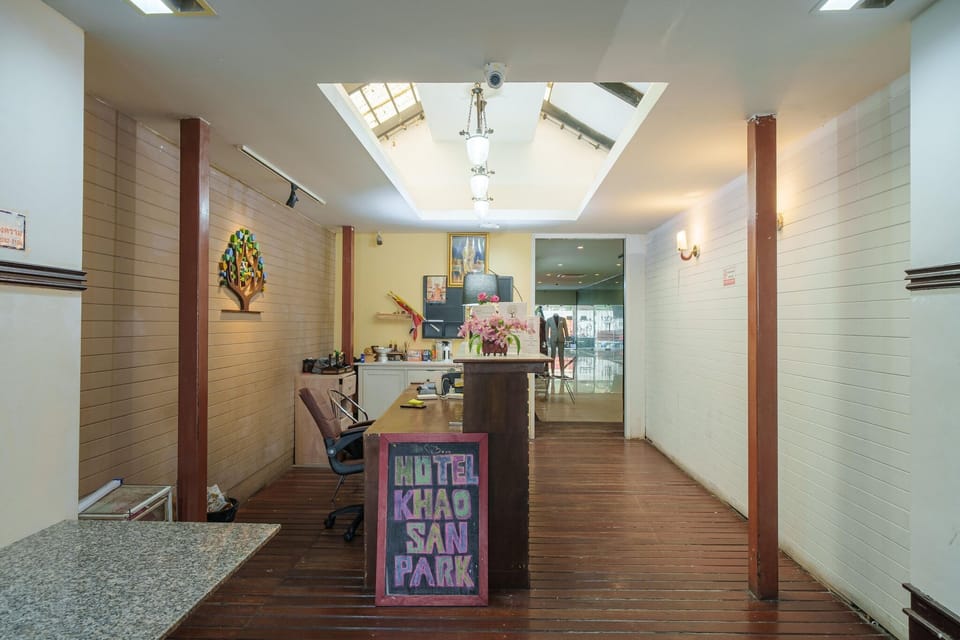 Entrance / Reception