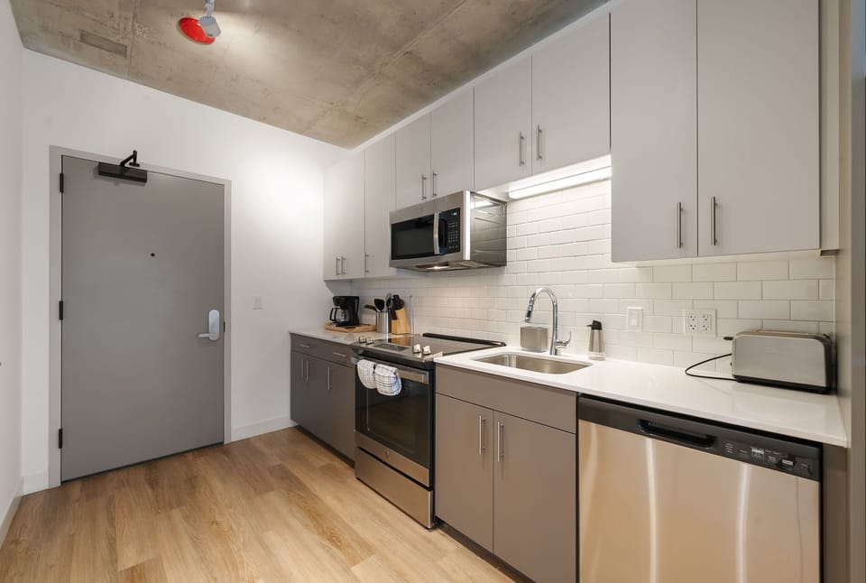 Fully equipped kitchen