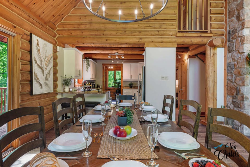 Dining room/salle a manger