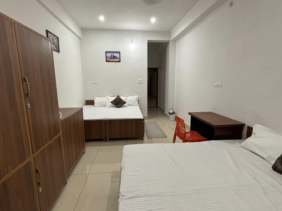 Family Quadruple Room | Free WiFi, bed sheets