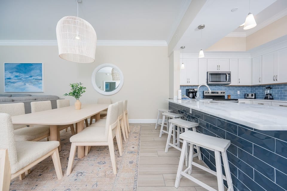 Condo, 3 Bedrooms | Dining