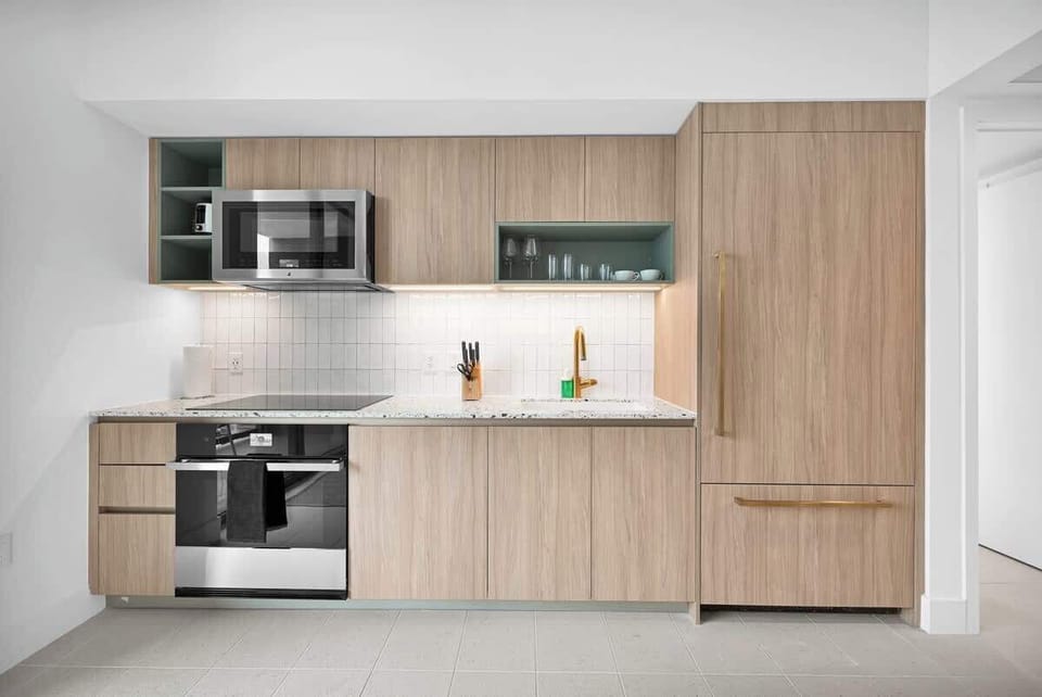 Full Kitchen