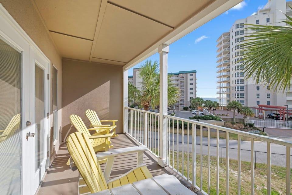 Grand Caribbean 302W Balcony Chairs