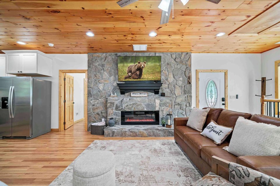 Living area with Smart TV