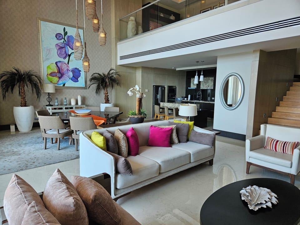 Living Room, Dining Room, Kitchen and loft