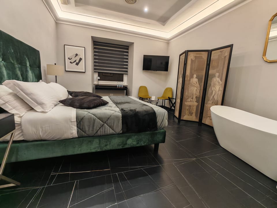 Junior Suite | In-room safe, blackout drapes, iron/ironing board, free WiFi