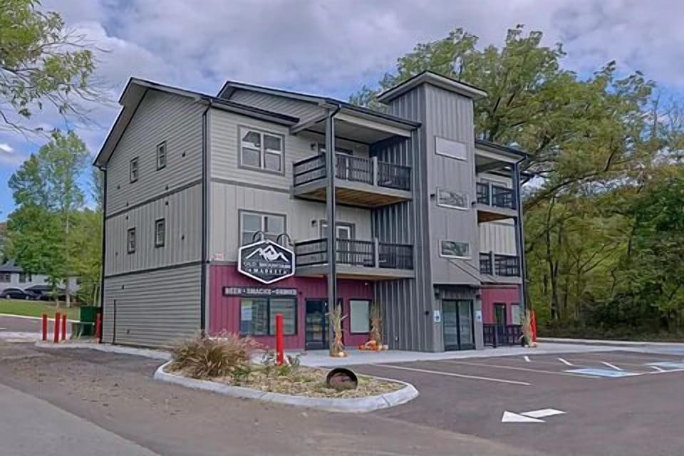 Condo located in Sevierville, just minutes from many attractions