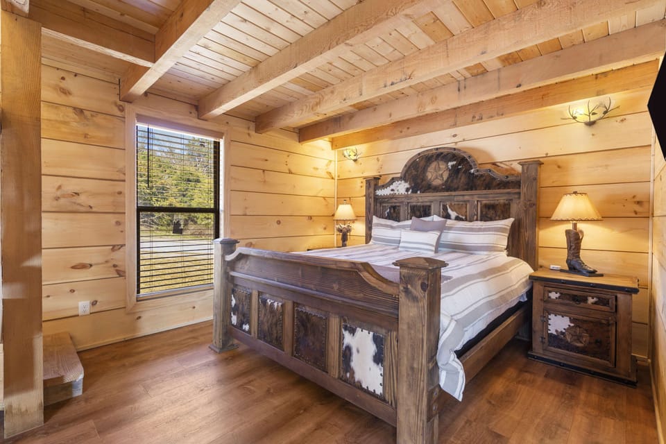 Elk Lodge Cabin for 4! Cabin in Branson