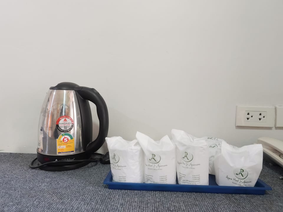 Shared Dormitory | Free WiFi, bed sheets