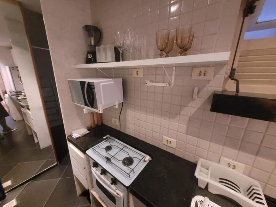 Apartment | Free WiFi, bed sheets