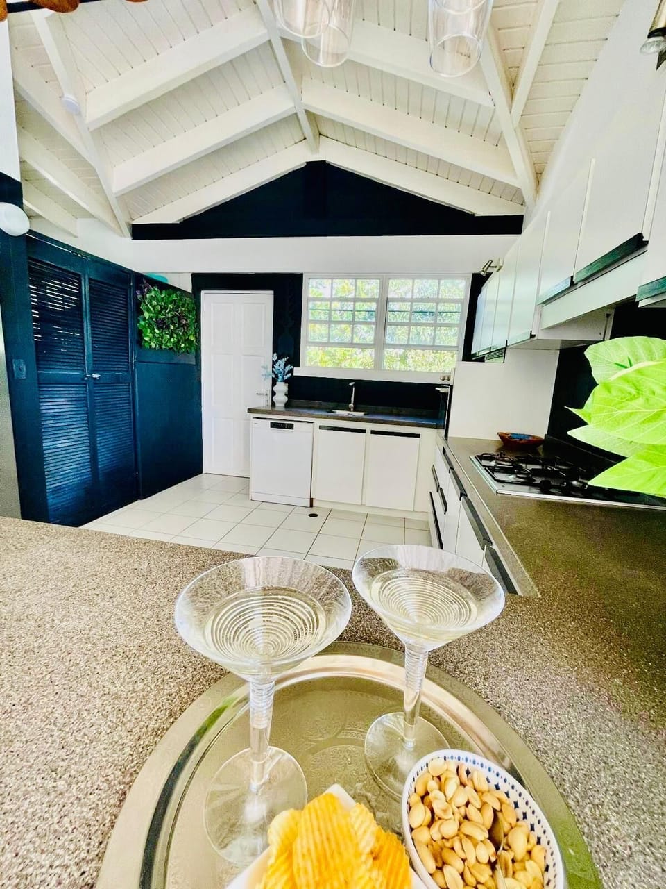 Luxury Villa | Private kitchen | Shared fridge, microwave