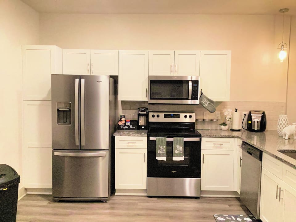 Full state of the art kitchen