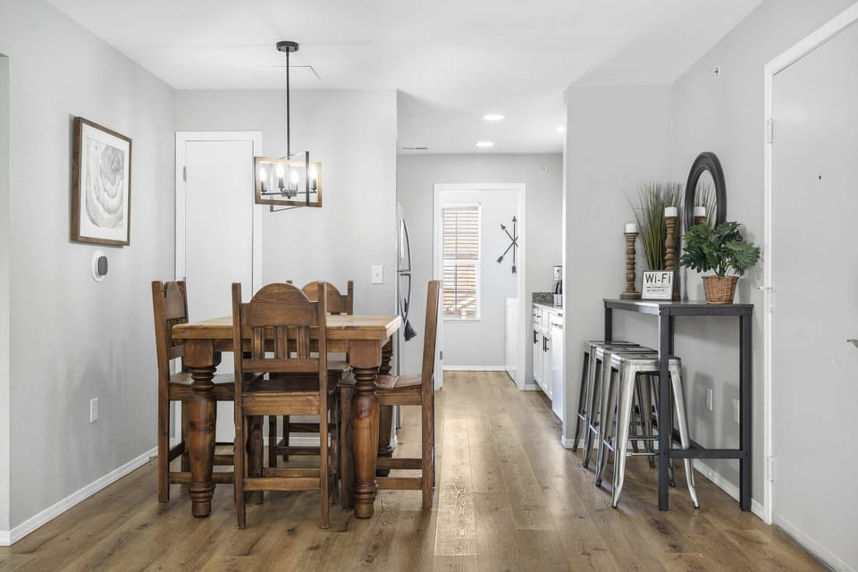 Condo, Multiple Beds, Balcony (Tranquil Getaway) | Dining