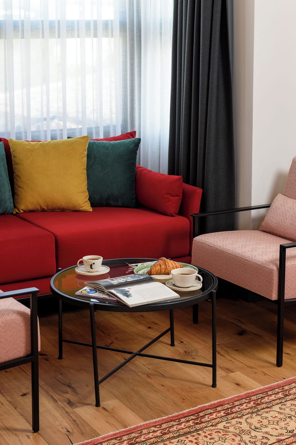 Executive Double Room | Living area