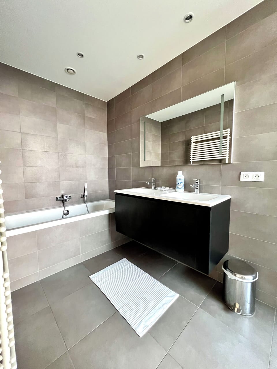 Penthouse 220 m2 Luxe & Vue Panoramique Apartment in Brussels