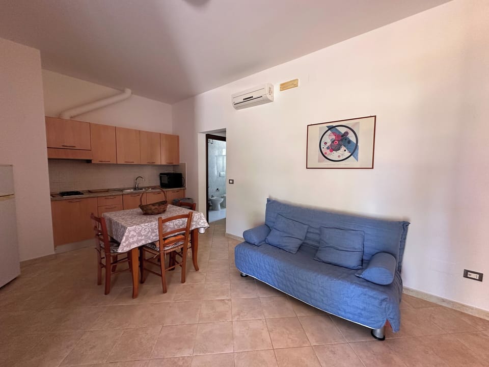 Apartment, Garden View | Private kitchen