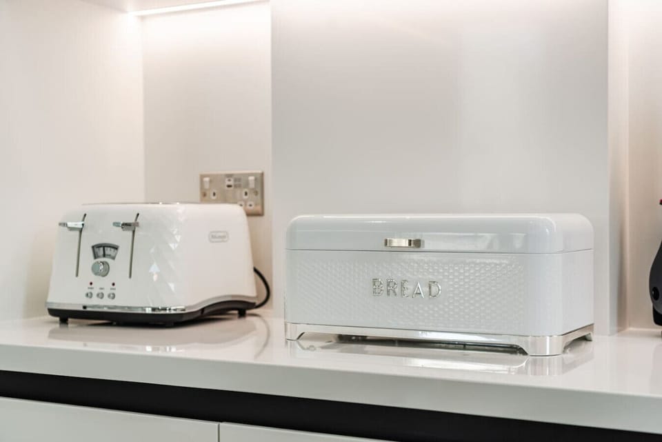 Fully-equipped kitchen details